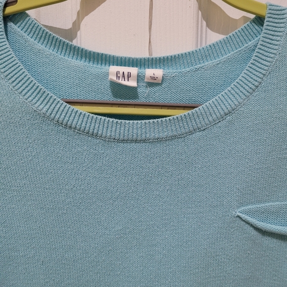 Women's top - Picture 3 of 4